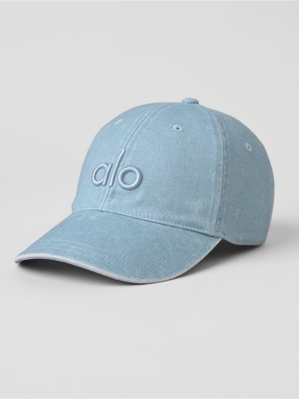 Alo Yoga Washed Off-Duty Cap in Light Denim🧢